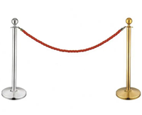 Poteaux de délimitation en acier inoxydable rouges traditionnels avec cordes pour événements et fêtes – Barrière durable, portable, haut de gamme, facile à installer, IP67