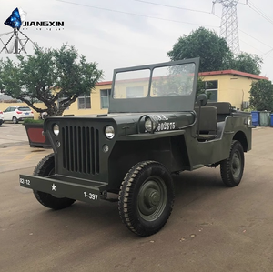 Черная Ретро модель автомобиля с хромированной решеткой для украшения тематического парка - Product Image 4