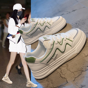 Chaussures plates polyvalentes à semelle épaisse blanches à lacets respirantes pour étudiantes, style décontracté et sportif, vente en gros - Product Image 6