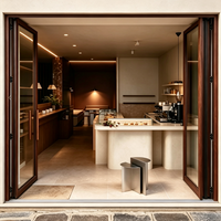 Meubles de café sur mesure, comptoirs, vitrines et design d'intérieur pour les fabricants.