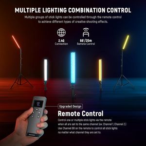 <span class=keywords><strong>NEEWER</strong></span> Lot de <span class=keywords><strong>2</strong></span> bâtons lumineux LED portables améliorés et kit télécommande <span class=keywords><strong>2</strong></span>.4G avec supports/filtres/sac de transport - Product Image 4