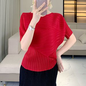 PY 2026 Elegant Style Miyake Pleated Crew Neck Short Sleeve Loose Fit Eco-Friendly Women's Casual <b>Top</b> Bulk Wholesale Online - Product Image 4