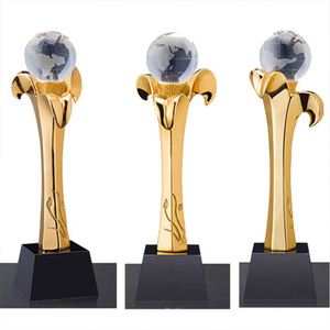 Best Seller Crystal And Wooden Awards Craft Custom Carved Engraving Letters Crystal <b>Trophy</b> <b>Plaque</b> With Wood Base - Product Image 1