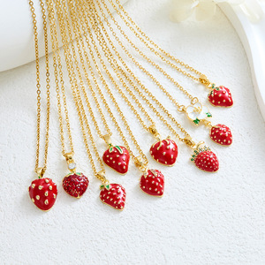 Dulce lindo aceite goteo fresa fruta colgante 18K chapado en oro Acero inoxidable delicado joyería Collar para niñas mujeres Idea de regalo - Product Image 2