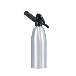 Vente en gros de <span class=keywords><strong>machine</strong></span> à <span class=keywords><strong>soda</strong></span> portable 1L <span class=keywords><strong>Machine</strong></span> à eau gazeuse manuelle en aluminium à usage domestique - Product Image 4
