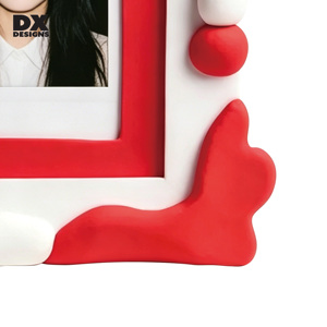 Cadres photo en résine DX Designs 4x6 et 5x7 pouces, mignons rouges et blancs, style crème <span class=keywords><strong>3D</strong></span> Kawaii pour <span class=keywords><strong>Polaroid</strong></span> et décoration de chambre d'enfant - Product Image 3