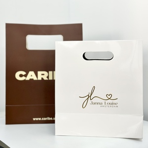 ถุ<span class=keywords><strong>ง</strong></span>กระดาษขอ<span class=keywords><strong>ง</strong></span>ขวัญพิ<span class=keywords><strong>ม</strong></span>พ์โลโก้แบรนด์ส่วนตัวแบบกำหนดเอ<span class=keywords><strong>ง</strong></span> ถุ<span class=keywords><strong>ง</strong></span>กระดาษขอ<span class=keywords><strong>ง</strong></span>ขวัญสำหรับร้านขายอุปกรณ์ทำ<span class=keywords><strong>ผม</strong></span>สุดหรู - Product Image 1