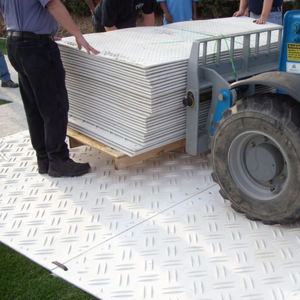 Uhmwpe <span class=keywords><strong>Track</strong></span> Kunststoff-Profil platte Temporärer Zugang Straßen matte Hoch dichte Kunststoff Schwere Fahrbahn Straßen matte - Product Image 2