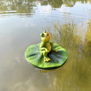 Statue de grenouille grandeur nature de style féerique moderne, <span class=keywords><strong>sexy</strong></span>, pour l'intérieur et l'extérieur, décoration de jardin, peinte, artisanat en résine flottante fait à la main, décoration de Noël - Product Image 2