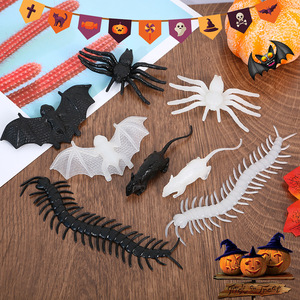 Halloween Plastic Bat Spider Centipede <b>Mouse</b> <b>Toy</b> For Prank Decorations - Product Image 1