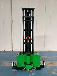 รถยกไฟฟ้าแบบยกเอง ZTS-15F คุณภาพดีที่สุด แบตเตอรี่ลิเธียมไอออน รับน้ำหนัก 1.5 ตัน ยกสูง 800-1800 มม. ล้อยูรีเทน - Product Image 2