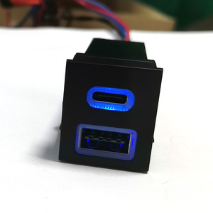 Interruptor Combinado Toyota 2406 con Carga Rápida USB PD QC3.0 para Levin, Highlander, Corolla, RAV4 e Iluminación Ambiental - Product Image 3