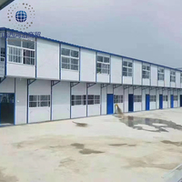 Appartement modulaire préfabriqué portable à double étage en structure légère en acier isolée, personnalisable pour usage industriel
