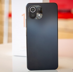 สมาร์ทโฟน5G ปรับอากาศจากโรงงานขนาด6.55นิ้ว <span class=keywords><strong>Mi</strong></span> <span class=keywords><strong>11</strong></span> <span class=keywords><strong>Lite</strong></span> พร้อมพื้นที่เก็บข้อมูล128GB เกือบใหม่ - Product Image 4