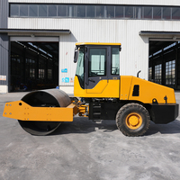 Rouleau Vibratoire à Grand Tambour, Force d'Excitation de 10,6 Tonnes, Grand Compacteur pour la Construction Routière, la Compactation de l'Asphalte et la Compactation des Terrains
