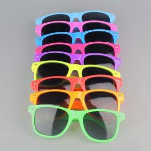 Gafas de Sol de diseñador personalizadas retro unisex-ALPSTREE UV400 CE certificado para uso en exteriores - Product Image 6
