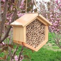 Hexagone Bee House Pin naturel Fait à la main en bois Mason Bee Box Bee hôtel insert hôtel pour le jardin