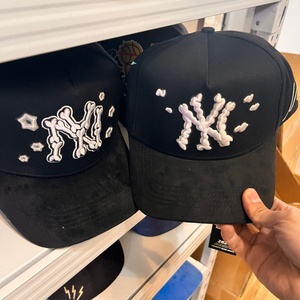 Gorra de béisbol de 5 paneles con visera curva de gamuza, bordado de diamantes de imitación y logotipo metálico al por mayor - The Rude Awakening - Product Image 3