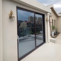 Puerta Corredera de Vidrio para Patio de Villa de Lujo, Puerta Corredera de Aluminio con Rotura de Puente Térmico e Impermeable para Sistema de Pérgola