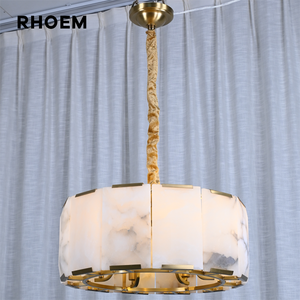 Lustre rond en calcite RHOEM RH Harlow, prismes de calcite facettés, lustre en albâtre pour salon, design de luxe personnalisé - Product Image 4