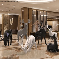 Sculpture d'animal en fibre de verre blanche écologique de grande taille en forme de cerf de dessin animé, design Art Déco, décoration de jardin de Noël, marque YUWEI