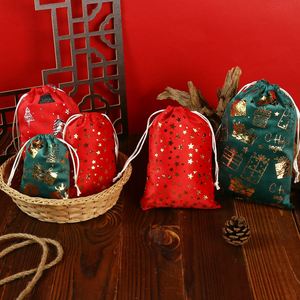 Sac cadeau en velours rouge recyclable, doux, avec feuille d'or, pour emballage de bonbons, décoratif pour Noël - Product Image 5