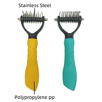Peigne de toilettage pour animaux de compagnie multifonctionnel 3-en-1 en plastique écologique de haute qualité avec lime à ongles et coupe-ongles en acier inoxydable