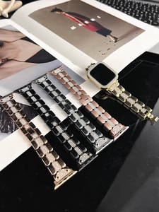 สายนาฬิกาโลหะฝังเพชรหรูหรา สายเปลี่ยนสำหรับนาฬิกาอัจฉริยะ - Product Image 4