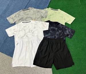 Ensemble de T-shirts de Sport pour Hommes, Vente <span class=keywords><strong>en</strong></span> Gros <span class=keywords><strong>Direct</strong></span> Usine, <span class=keywords><strong>en</strong></span> Soie Glacée, Séchage Rapide, Lisse, Élastique, Anti-Bactérien, Respirant, Lot de 2 Pièces pour l'Entraînement - Product Image 1