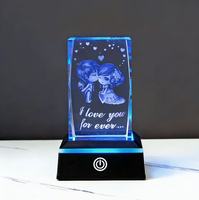 Ornamen Kristal Pasangan Lintas Batas Lampu Malam Sensitif Sentuhan Berubah Warna Tema Astronot dan Penyu Laut Bergaya Akuatik Modern