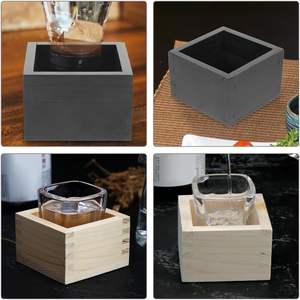 Caja de madera cuadrada de estilo japonés para tazas de <span class=keywords><strong>sake</strong></span> Solución de almacenamiento de material de madera para entusiastas del <span class=keywords><strong>sushi</strong></span> y el <span class=keywords><strong>sake</strong></span> - Product Image 2