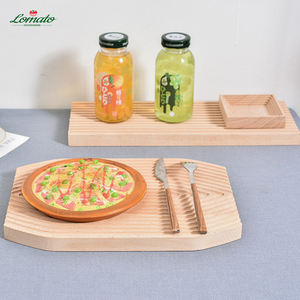 Bandeja de Servir Rectangular Minimalista de Madera Pulida con Rayas, Plato Decorativo Sostenible para Fiestas y Uso en la Sala de Estar - Product Image 2