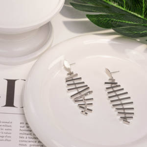 Nuevos y Elegantes Pendientes Clásicos con Diseño de Espina de Pescado Plateada, con Diseño Geométrico y Detalle de Borla para Mujer - Product Image 6