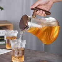 Pichet à eau moderne et simple en verre borosilicate de 1500 ml avec 300 ml de verres, couvercle à poignée en bois, résistant à la chaleur pour thé froid