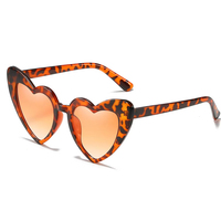 2025 vente en gros pas cher rétro logo personnalisé pc coloré doux amour roses coeurs rose lunettes de soleil mode femmes en forme de coeur lunettes de soleil