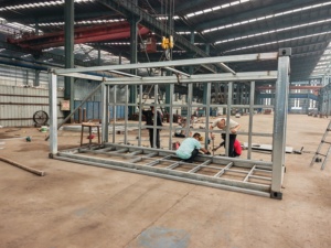 Maison préfabriquée sur mesure en conteneur <span class=keywords><strong>de</strong></span> 20 pieds ou 40 pieds, unité modulaire avec terrasse, maison préfabriquée duplex pour <span class=keywords><strong>quai</strong></span> <span class=keywords><strong>de</strong></span> marina flottant - Product Image 4