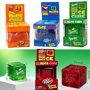 Needoh Nice Cube Suptid Squish, Juguete Antiestrés Suave para Apretar, con Caja de Regalo Sorpresa con Rompecabezas - Product Image 5