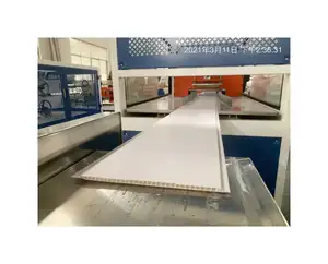 plastic PVC gusset panel extrusion machine