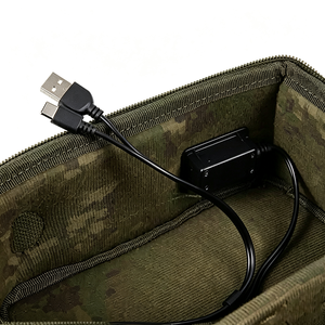 Bolsa de Pesca de Carpa con Diseño de Camuflaje, con Puerto de Carga USB, Parte Superior Rígida, para Guardar Paquetes de Energía y Aparejos Electrónicos - Product Image 4
