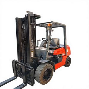 رافعة شوكية تويوتا 8FD30 مستعملة عالية الجودة وموثوقة بسعة 3 طن تعمل بالديزل للمستودعات الصناعية - Product Image 1