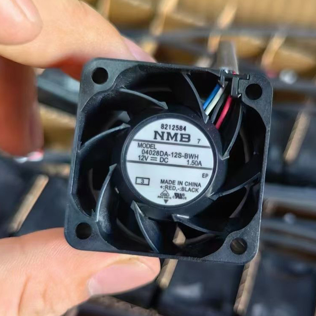 NMB 04028DA-12S-BWH DC12V 1.50A 40*40*28MM 4028 4CM Original and Brand-new Four-wire Cooling Fan
