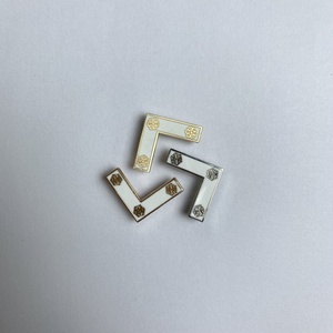 Bán Buôn Nút Thời Trang Tùy Chỉnh <span class=keywords><strong>Sanp</strong></span> Nút 12Mm Kim Loại Hợp Kim Snap Nút Túi Clip Góc Đồng Cổ Cho Hàng May Mặc - Product Image 3