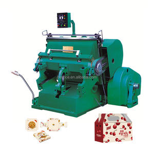 Boîte d'emballage en carton ondulé <span class=keywords><strong>duplex</strong></span> en papier personnalisé Ml-1200 machine de découpe et de rainage à plat de 1200mm à <span class=keywords><strong>vendre</strong></span> - Product Image 1