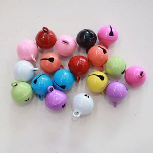 กระดิ่งขนาดเล็ก 14 มม. สีลูกกวาด อุปกรณ์ DIY กระดิ่งสำหรับสัตว์เลี้ยง กระดิ่งคริสต์มาส - Product Image 3