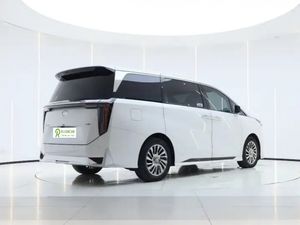 GAC Trumpchi GS8 Híbrido 4x4, <span class=keywords><strong>SUV</strong></span> a Gasolina, y GAC Trumpchi M8, Vehículo Seminuevo de Kilometraje <span class=keywords><strong>Cero</strong></span>, en Venta a Bajo Precio - Product Image 5