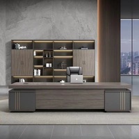 Scrivania Direzionale Moderna in Legno, Tavolo da Ufficio di Lusso a L per CEO