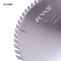 Lames de scie circulaire KWS TCT pour le découpage de panneaux, de panneaux stratifiés, de MDF et de panneaux de particules, avec une efficacité élevée et une bonne finition de surface