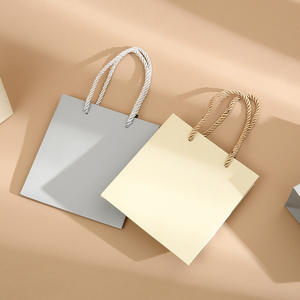 CSMD produsen Cina grosir emas memutar pegangan kemasan hadiah kreatif kecil abu-abu tas kertas untuk aksesoris perhiasan - Product Image 3