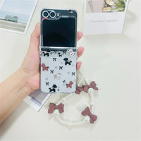 Coque de protection pour Samsung Galaxy Z Flip 7-3, motif chiot de dessin animé mignon à pois et étoiles, avec sangle perlée nacrée bordeaux et nœud