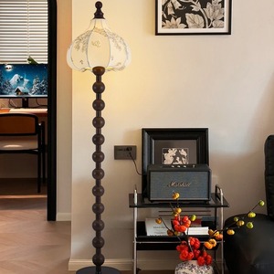 Lampe sur pied Design Factory avec source lumineuse LED et commande par interrupteur pour hôtel et maison d'hôtes - Product Image 4